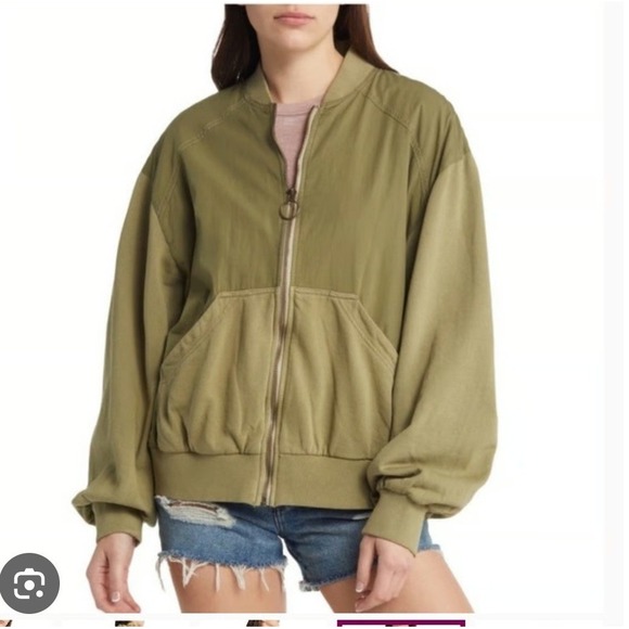 We The Free Jackets & Blazers - We The Free Olive Green Bomber Jacket Size L Oversized Quilted Front Zipper